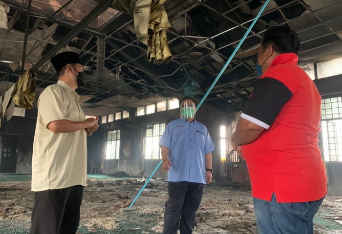 Raja Muda Perlis berangkat meninjau lokasi kejadian kebakaran di Masjid Al-Taqwa
