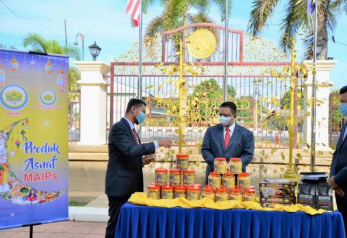 Produk Usahawan Asnaf MAIPs Disumbangkan Si Satun Thailand