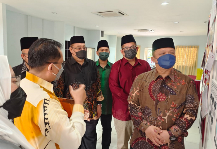 Raja Muda Perlis berangkat menghadiri Sesi Taklimat Pelaporan Akhir Bagi Pelaksanaan Program Sekolah Amanah Jamalullail
