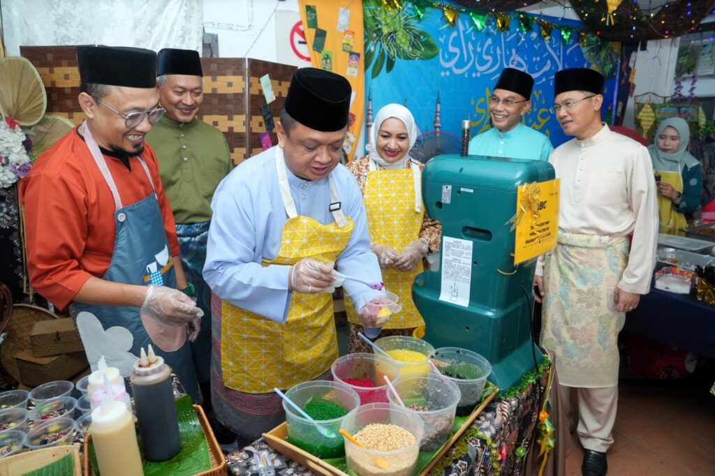 Raja Muda Raja Puan Muda hadir jamuan hari raya Jabatan Kebajikan Masyarakat Perlis