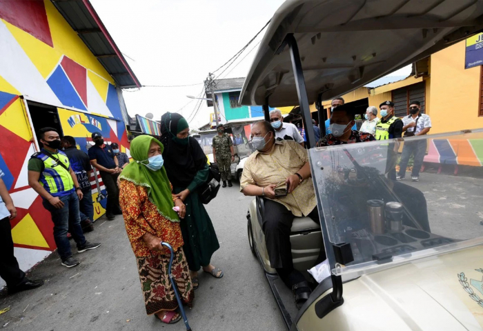 Raja Perlis berkenan rasmi program Transformasi Kampung