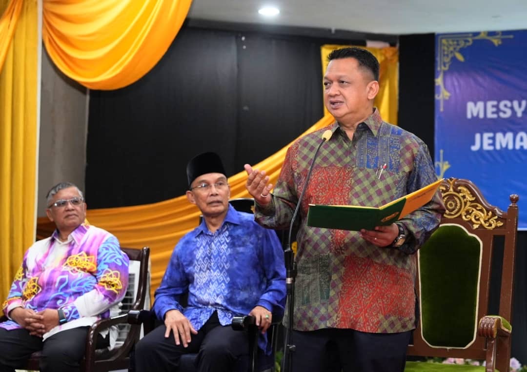 Pendidikan, sahsiah diri asas masyarakat