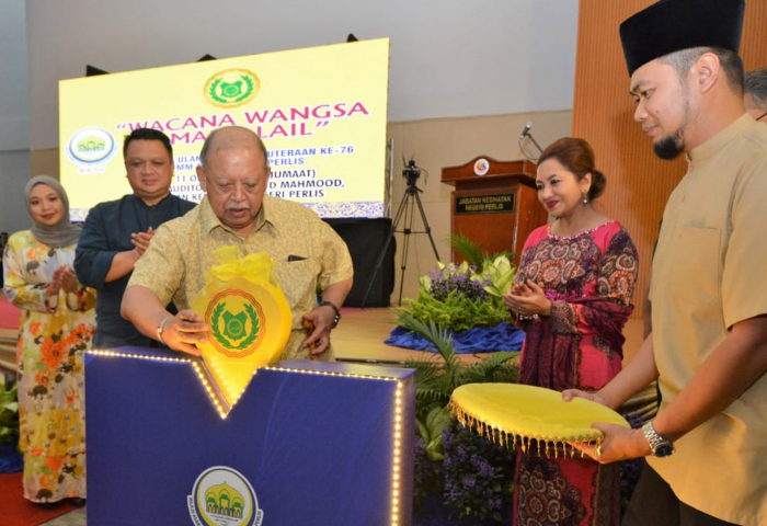 Raja Perlis Berangkat Ke Wacana Wangsa Jamalullail