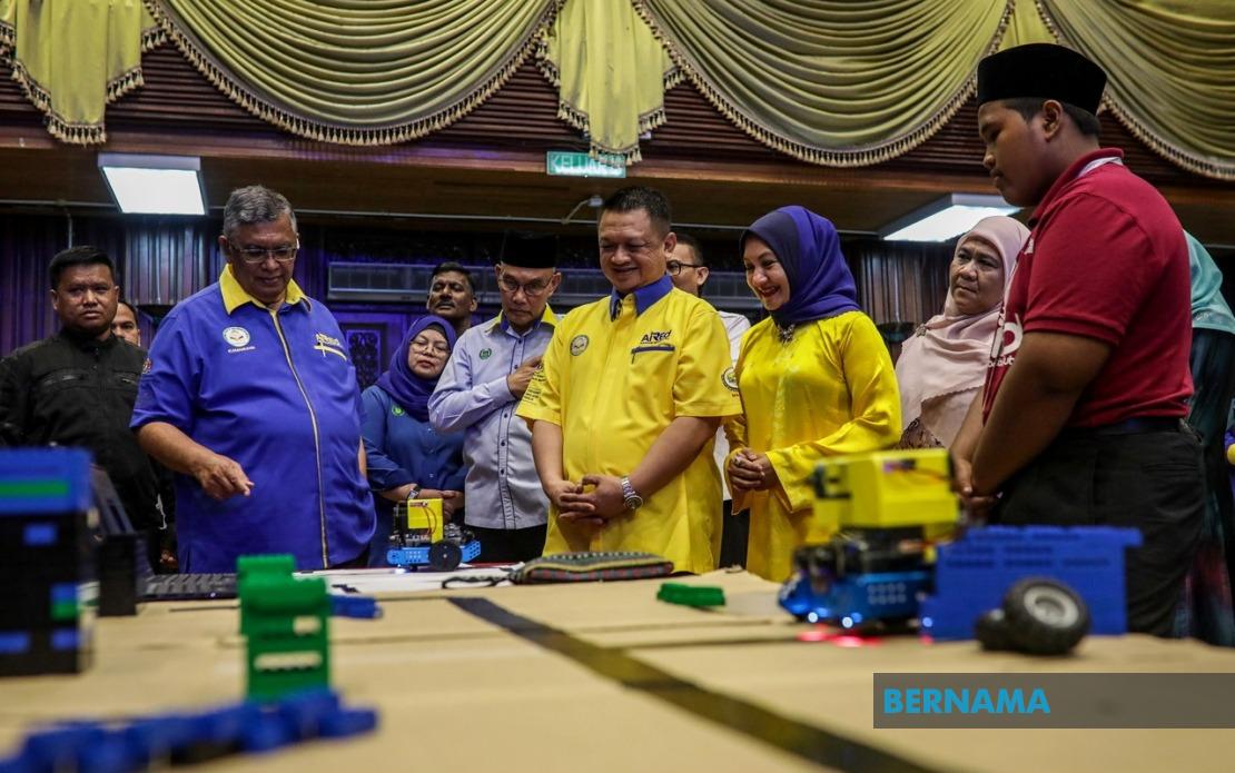 Kemajuan Teknologi Perlu Bergerak Seiring Pembinaan Jati Diri, Nilai Moral - Raja Muda Perlis