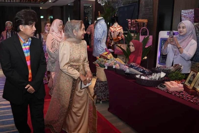 Raja Puan Muda Perlis Hadiri Hari Kedua Minggu Fesyen Lelaki Kuala Lumpur 2025