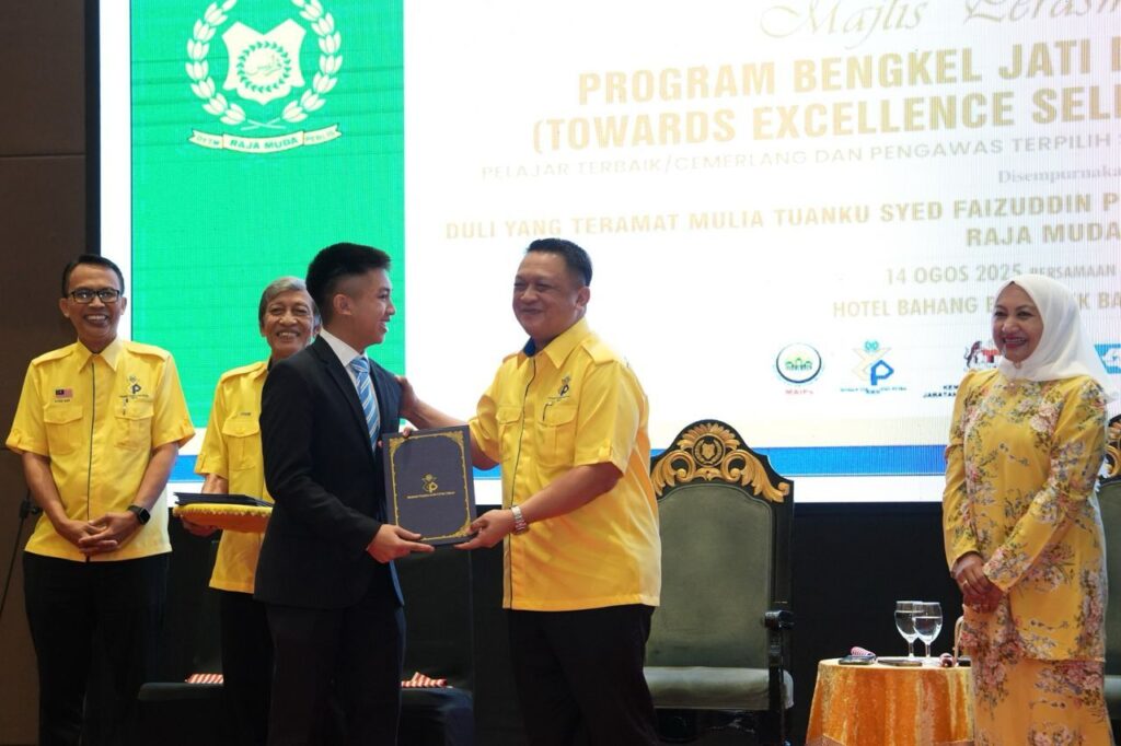 Ukuran kecemerlangan bukan untuk dicapai diri sahaja – Raja Muda Perlis