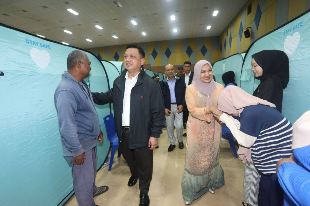 UniMAP gerakkan Misi Bantuan Banjir untuk para pelajar dan staf terkesan