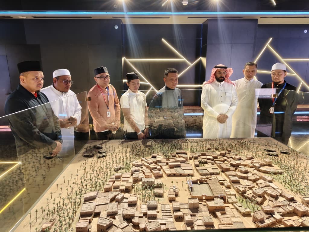 Raja Muda Perlis berkenan lawat Muzium Antarabangsa Sirah Nabawi dan Sejarah Islam Madinah