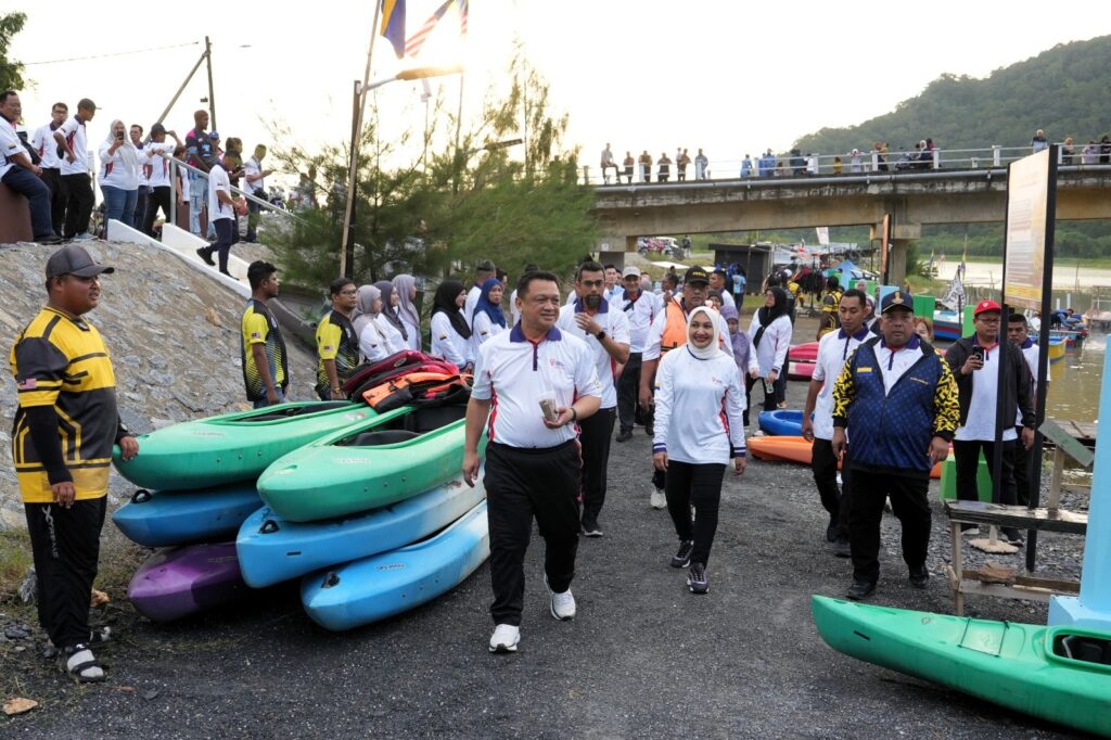 TNB Serah Zakat Perniagaan RM1 Juta kepada MAIPs