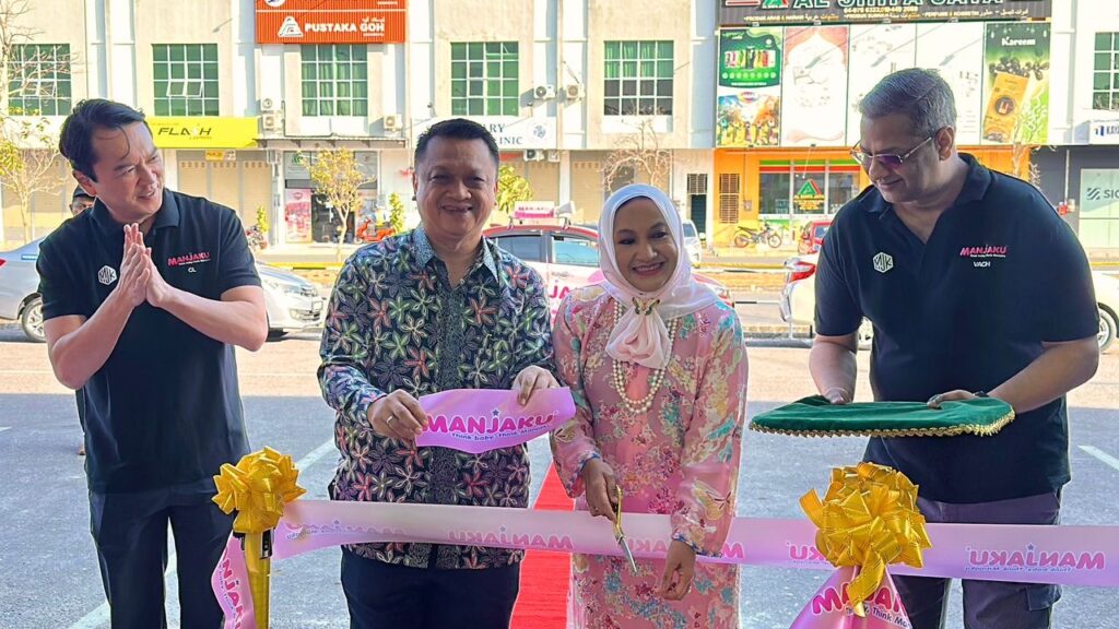 Raja Muda Perlis Rasmi Pembukaan Outlet Manjaku Ke 51 di Kangar Jaya