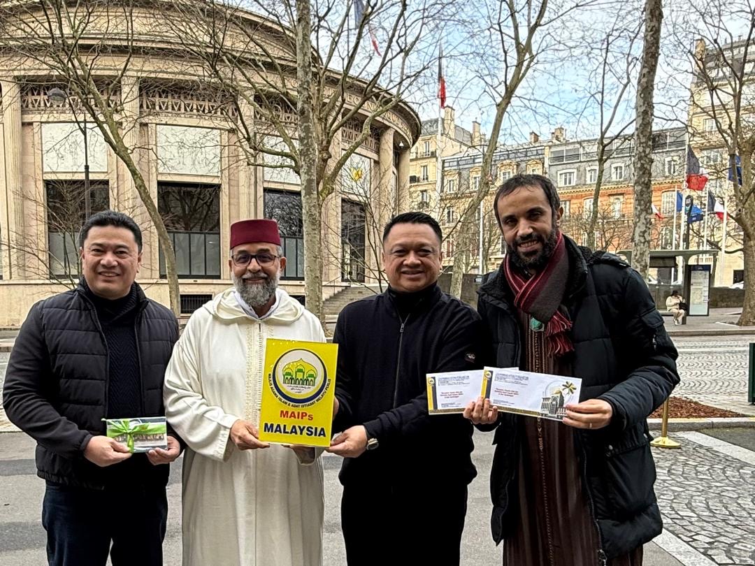 MAIPs Sumbang RM4,000 Kepada Masjid Les Abeilles, Raja Muda Perlis Pelawa Pelabur Perancis Teroka Potensi Perlis