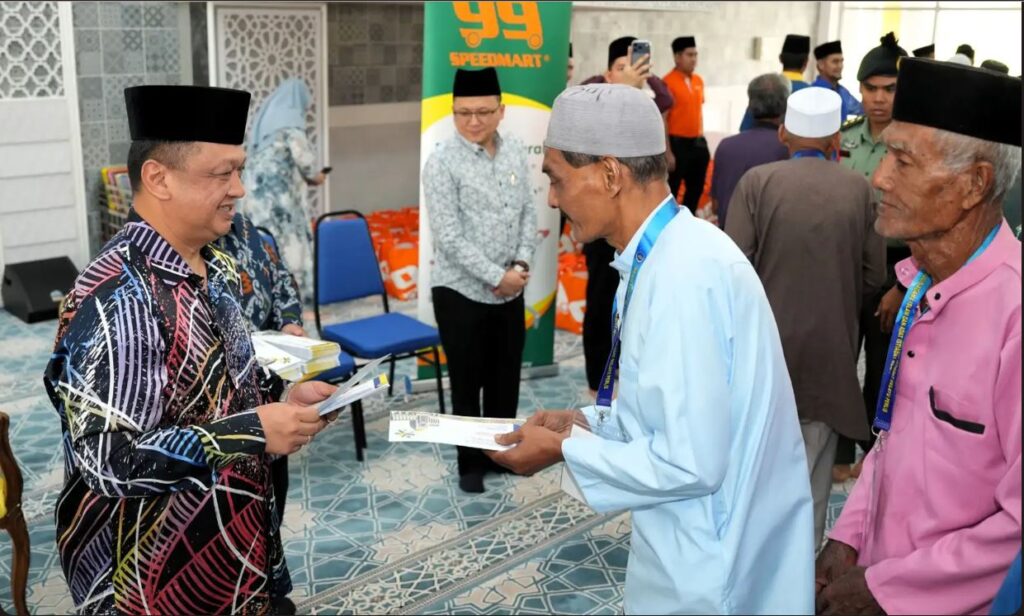 99 Speedmart, MAIPs lancar ‘Foodbank Anjung Rezeki’