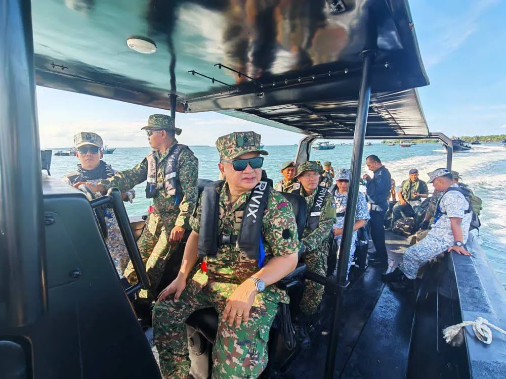 Raja Muda Perlis santuni Tentera, Polis di Pantai Timur Sabah sempena Ramadan masuk tahun ke 20