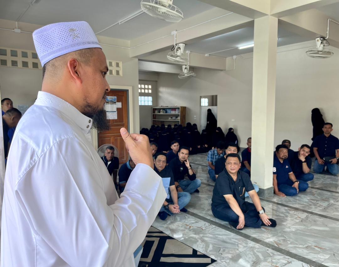 Raja Muda Perlis seru pelajar tekun tuntut ilmu ketika lawatan ke Madrasah Baitul Nur Lilbanat di Hat Yai
