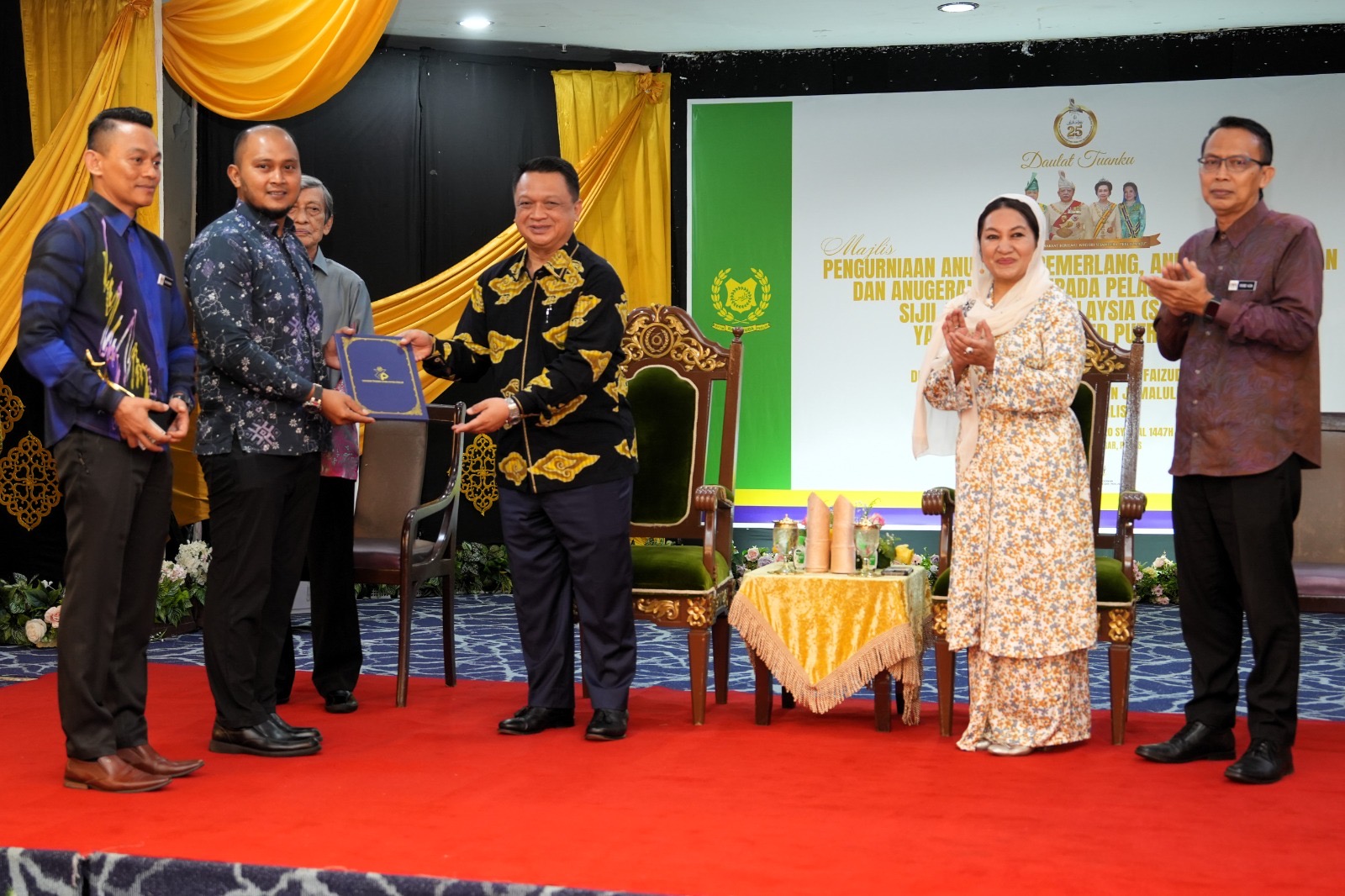 Dua Tokoh Sukan Perlis Terima Anugerah Cemerlang YTSP