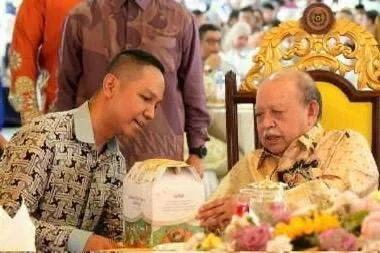 Yayasan Prihatin Nasional sumbang 1,100 pek kotak kuih raya untuk petugas banjir di Perlis