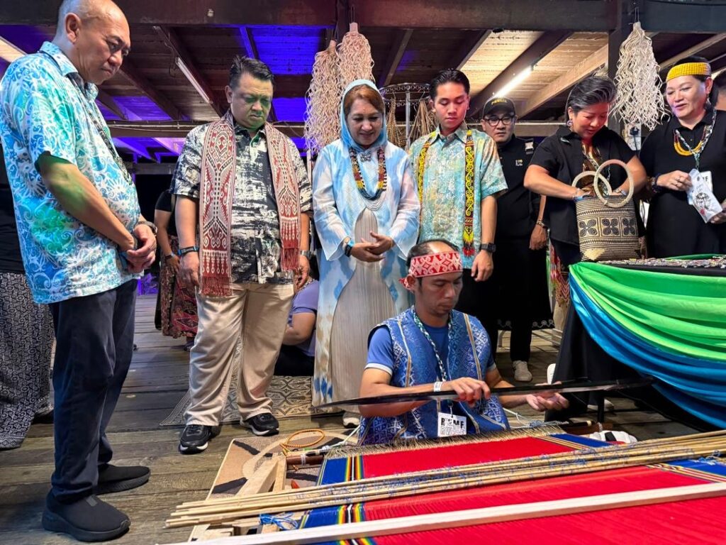 Raja Muda Perlis Berkenan Saksikan Persembahan The Commodores di RWMF 2026