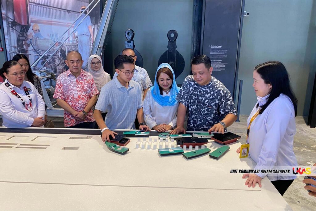 Raja Muda, Raja Puan Muda Of Perlis Visit Brooke Dockyard Industrial Heritage Museum