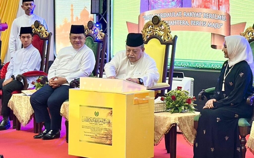 Raja Perlis Seru Rakyat Hayati Nilai Integriti, Ilmu Dan Amanah Sempena Maal Hijrah