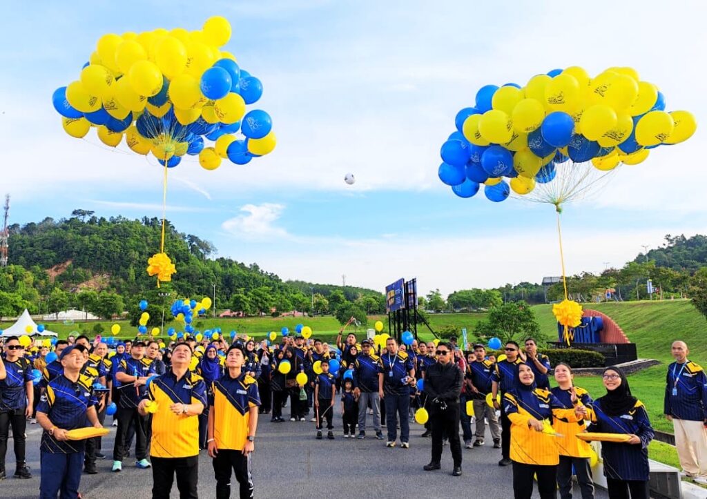 UniMAP Rai Jubli Perak Menerusi Mega Familia, Himpun 2,500 Warga Kampus