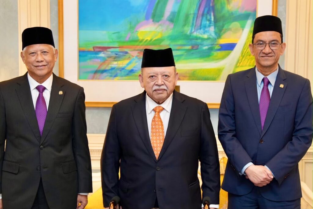 Raja Perlis terima mengadap delegasi USM, sembah maklum persiapan konvokesyen November